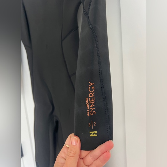 Women’s billabong synergy wetsuit 3/2 mm size 6 - Picture 8 of 16